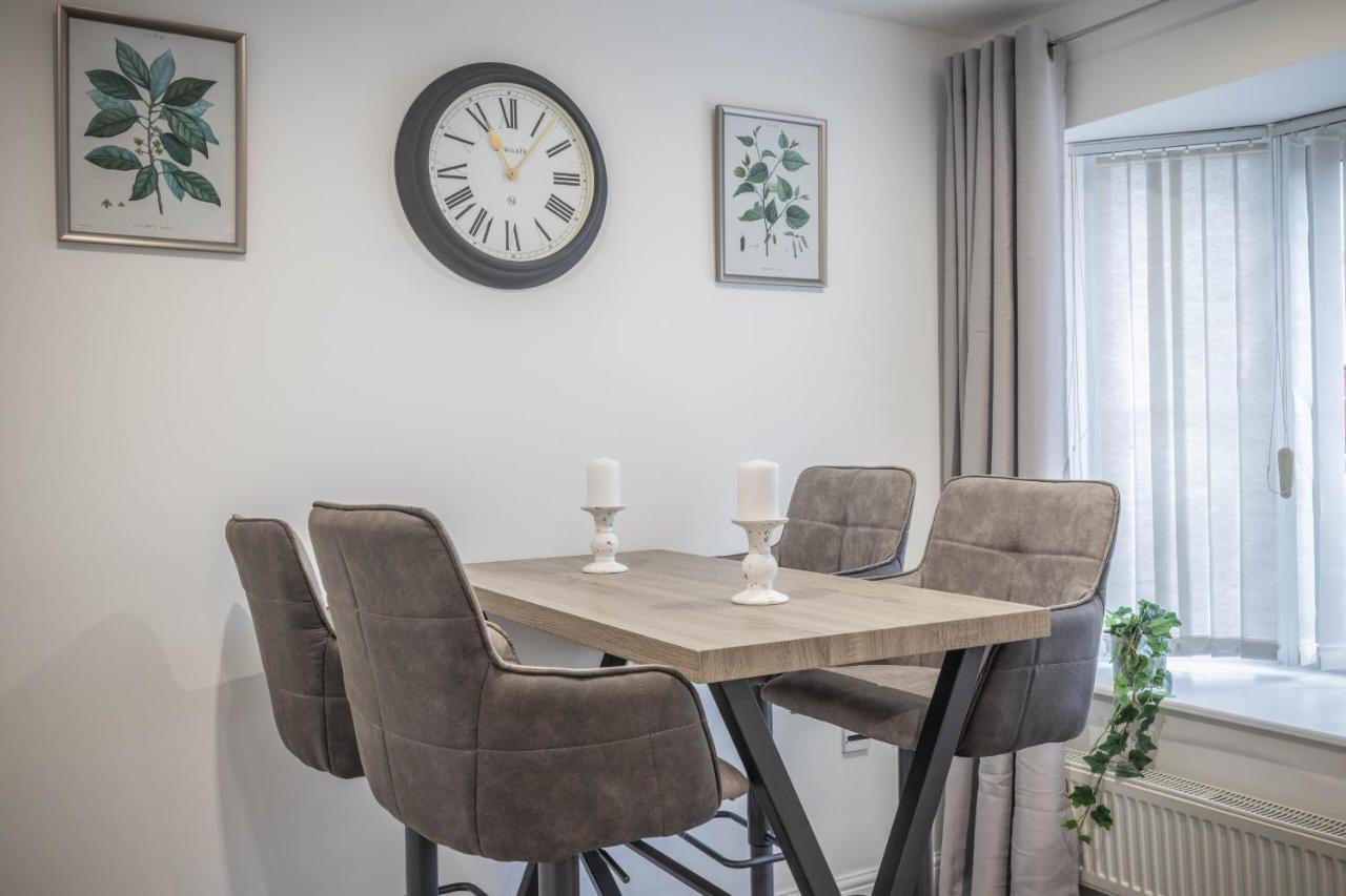 Contractors/Large Groups - House Villa Бирмингам Екстериор снимка